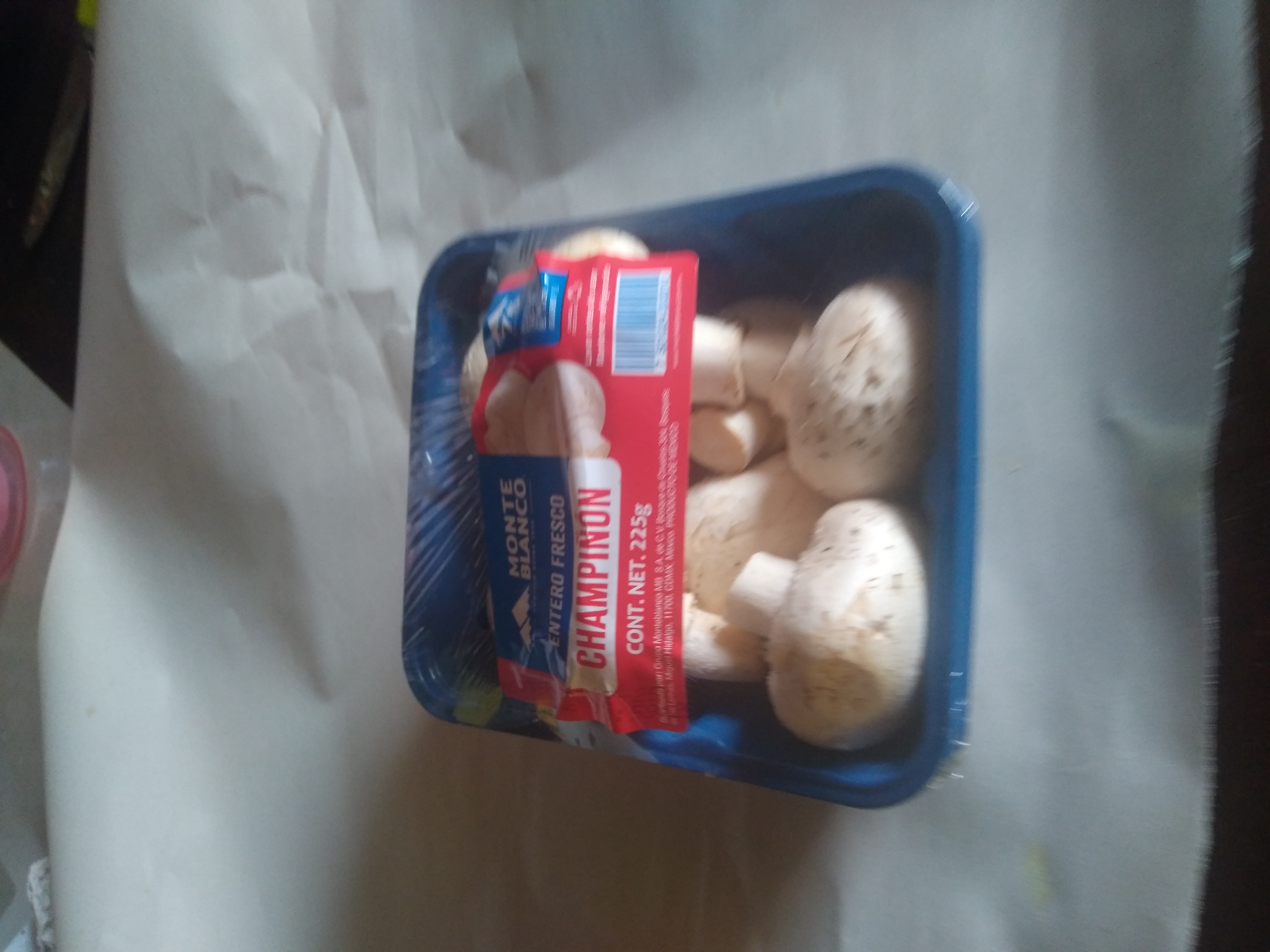 Champiñones  cajita 225 gr